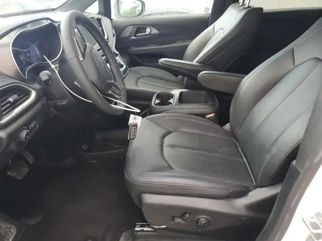 2025 CHRYSLER PACIFICA HYBRID SELECT  