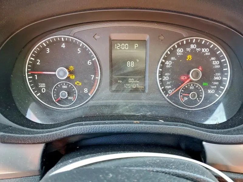 2015 VOLKSWAGEN PASSAT S  