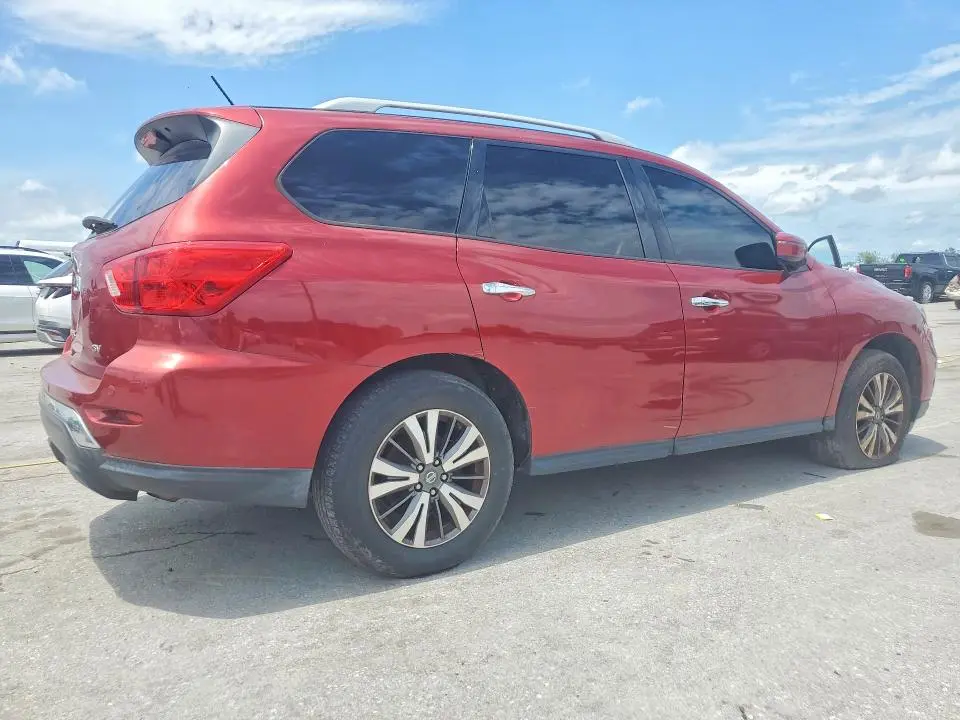 2017 NISSAN PATHFINDER SV  