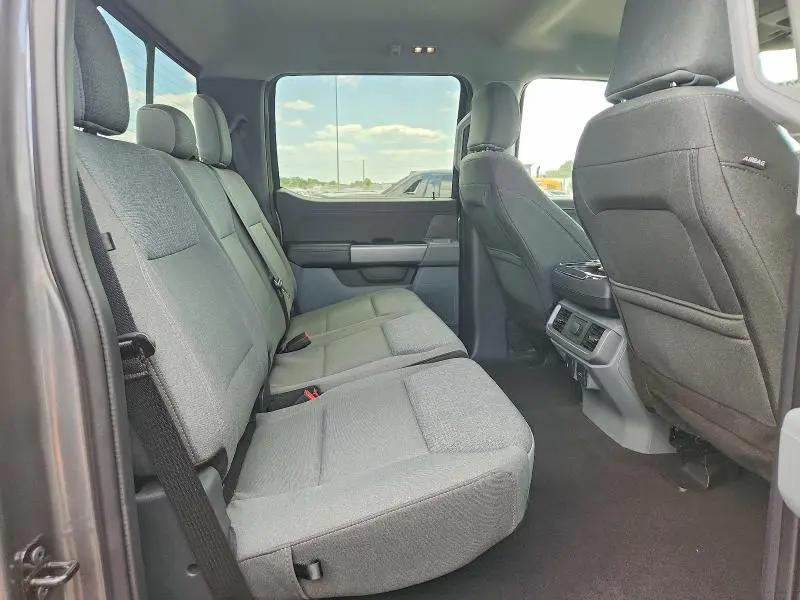 2024 FORD F150 XLT  