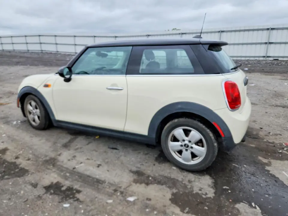 2017 MINI COOPER   