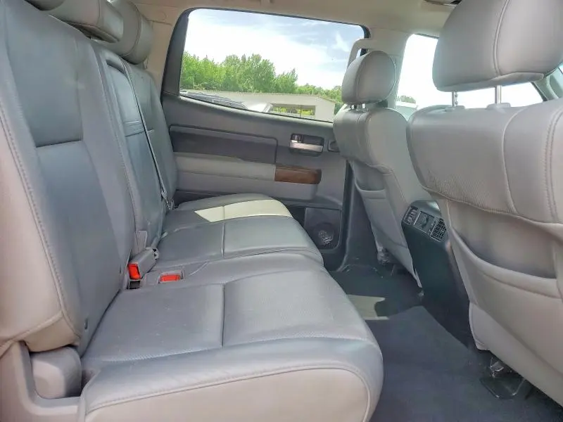 2012 TOYOTA TUNDRA CREWMAX LIMITED  