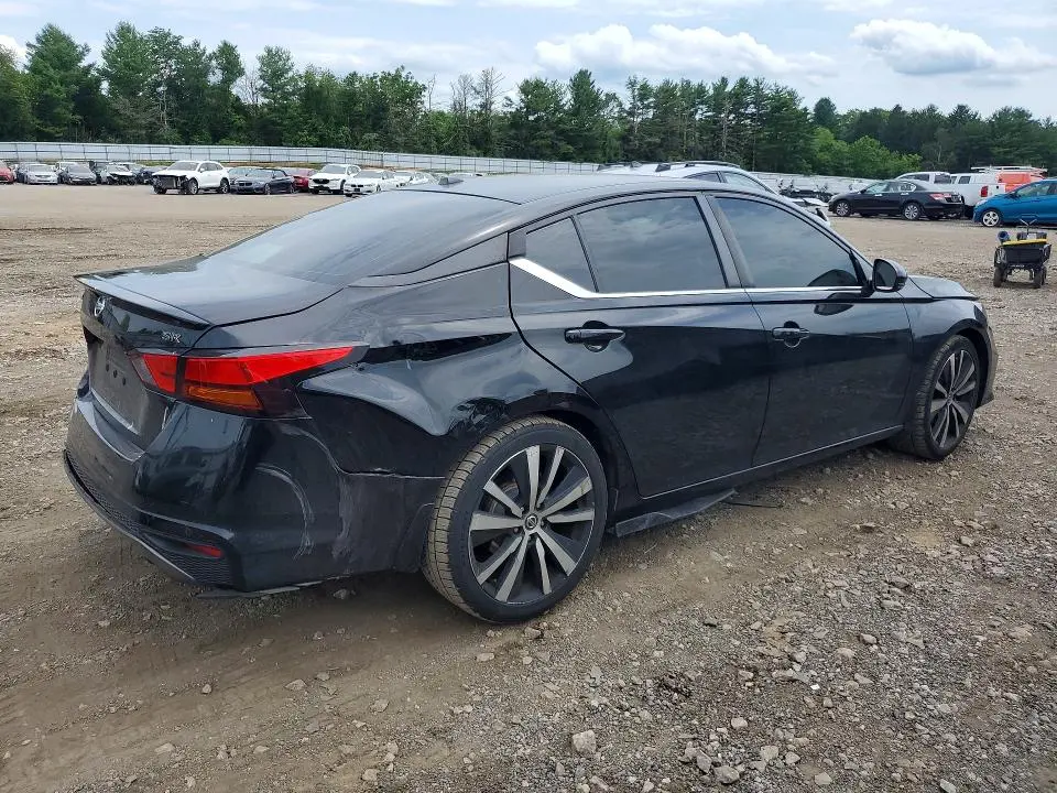 2020 NISSAN ALTIMA SR  