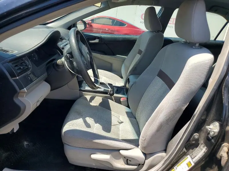 2013 TOYOTA CAMRY LE  