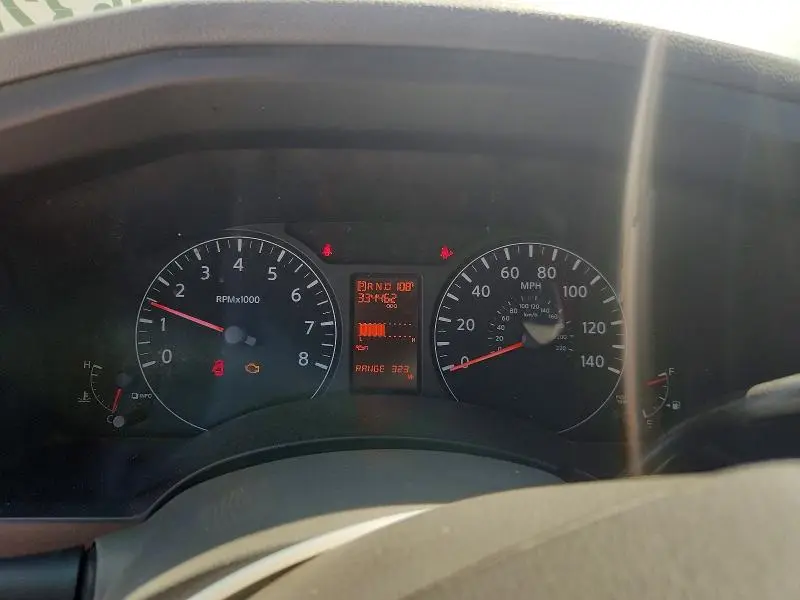 2014 NISSAN NV 2500  