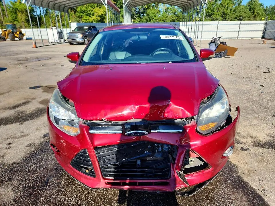 2014 FORD FOCUS TITANIUM  