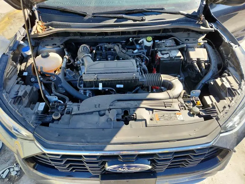 2024 FORD ESCAPE ST LINE  