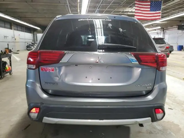 2017 MITSUBISHI OUTLANDER SE  