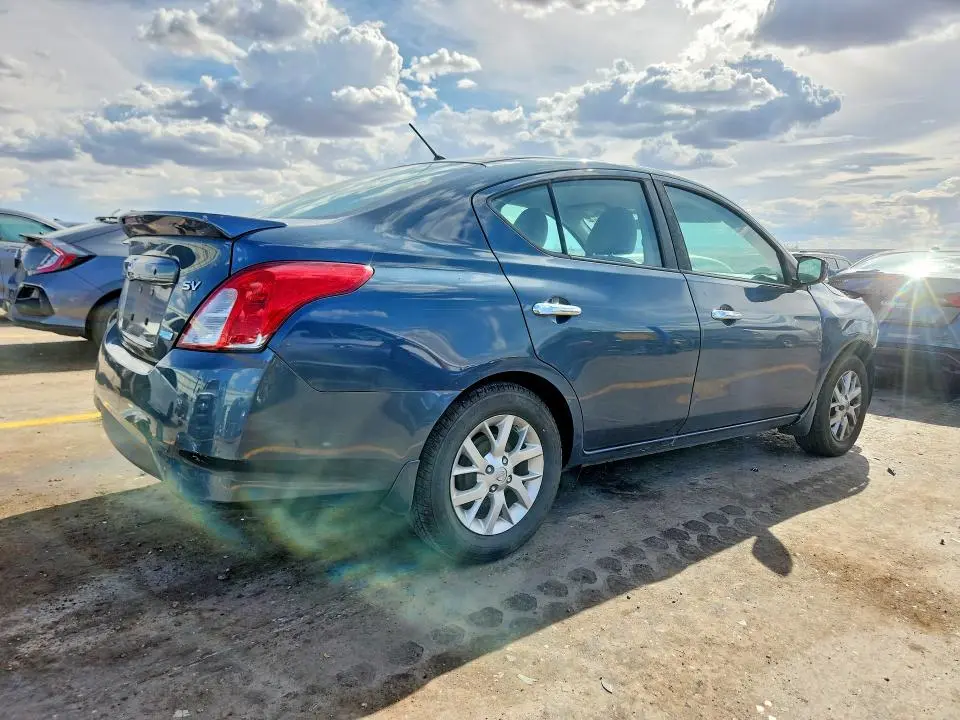 2016 NISSAN VERSA 1.6 SV  