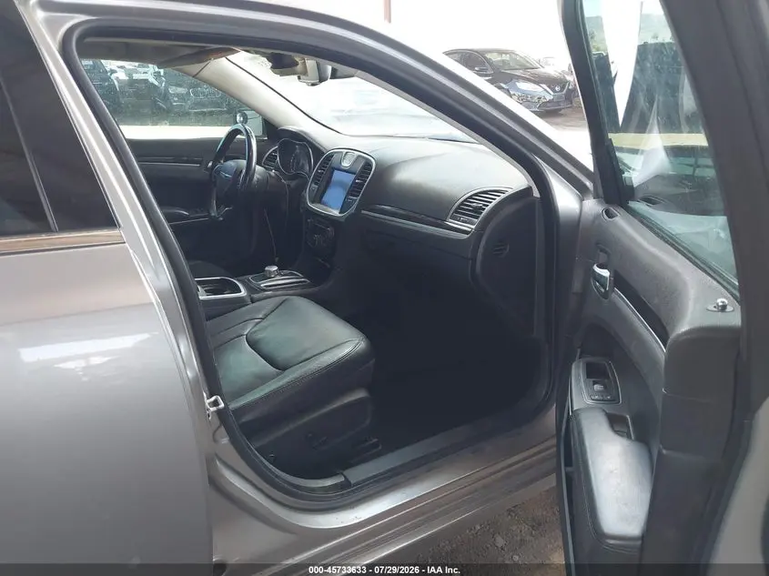 2015 CHRYSLER 300 LIMITED