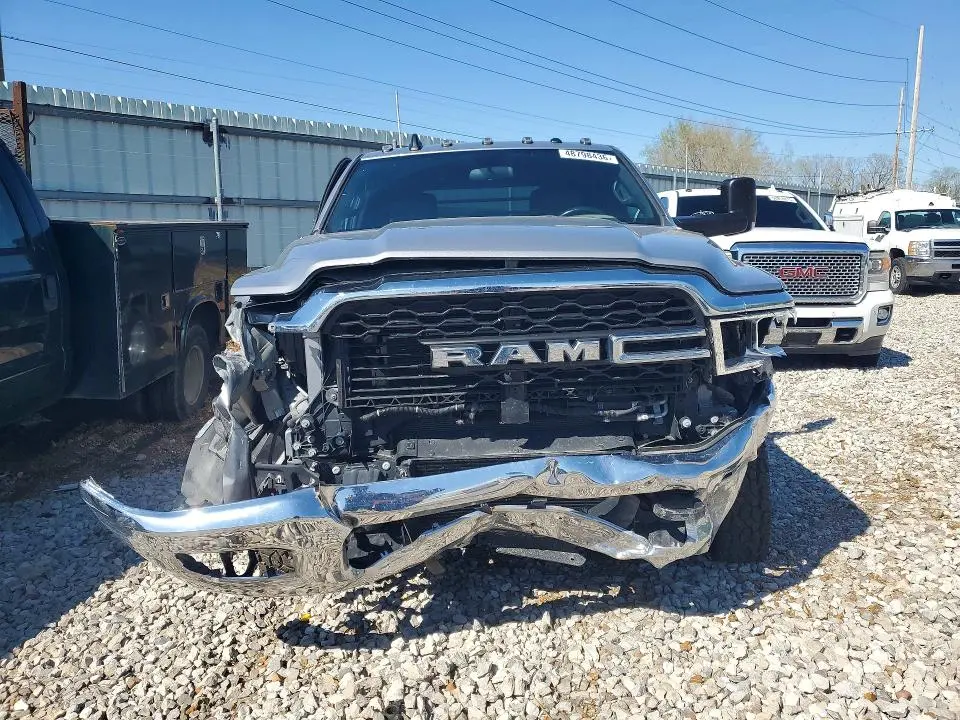 2022 RAM 3500 TRADESMAN  