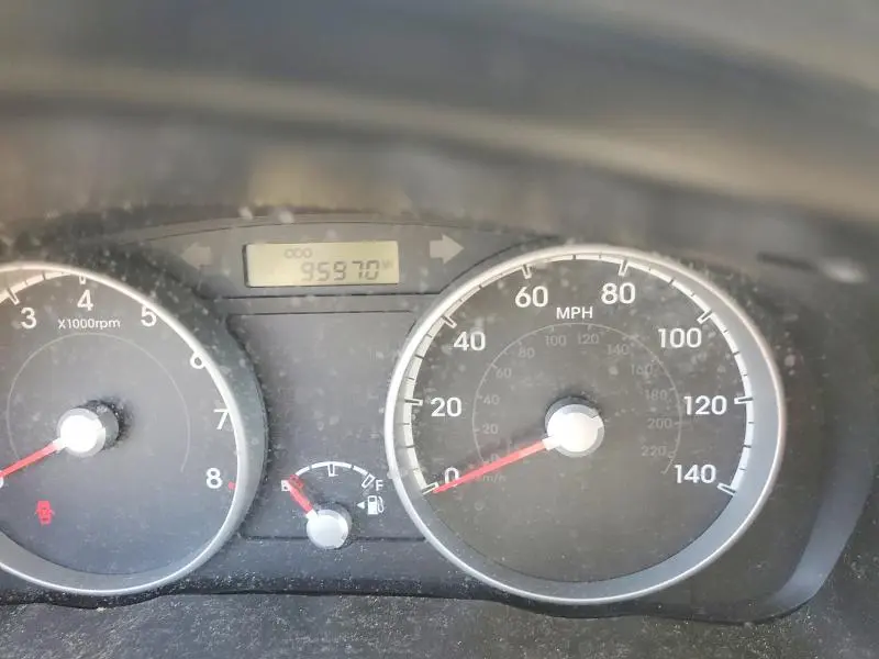 2010 HYUNDAI ACCENT GS  