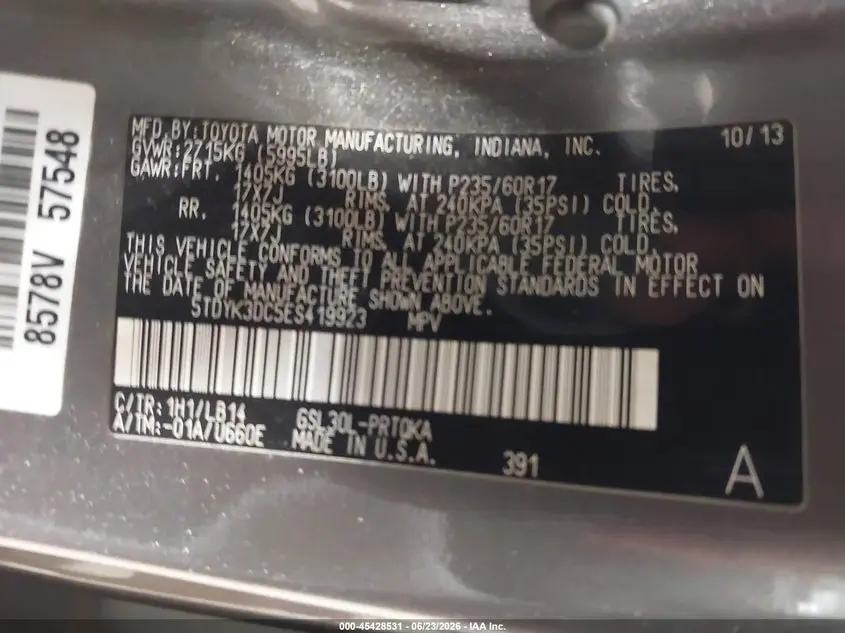 2014 TOYOTA SIENNA XLE V6 8 PASSENGER