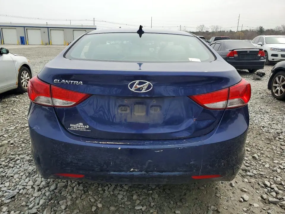 2011 HYUNDAI ELANTRA GLS  