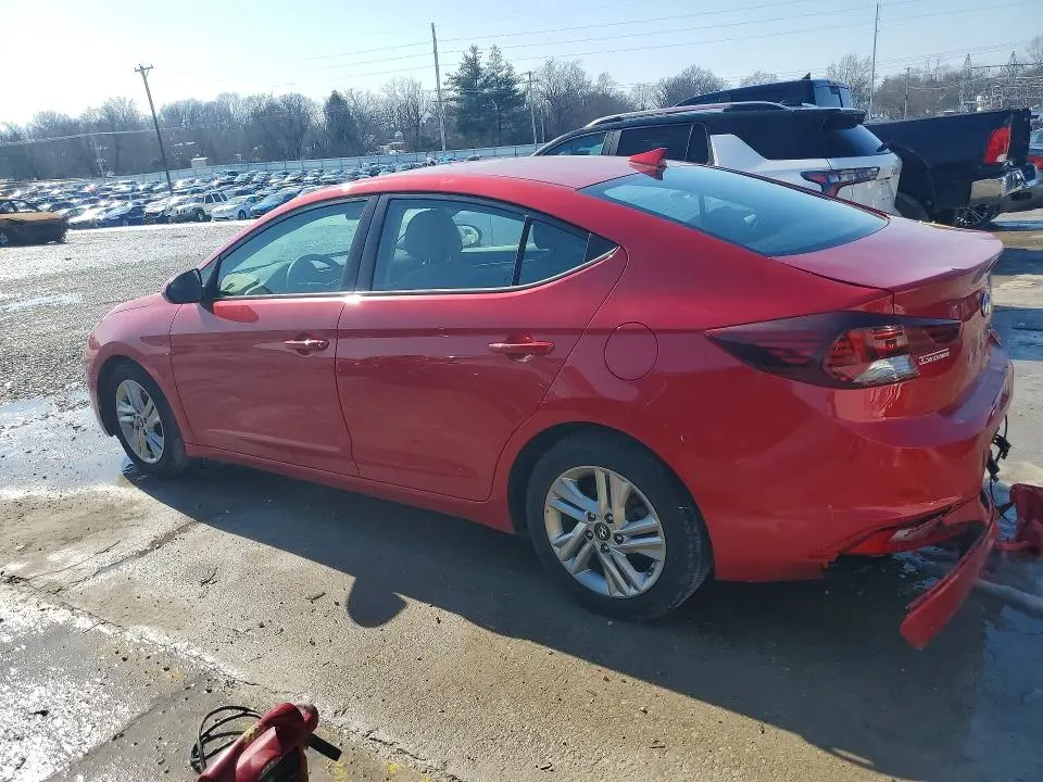 2020 HYUNDAI ELANTRA SEL  