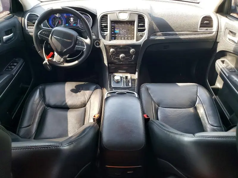 2016 CHRYSLER 300 LIMITED  