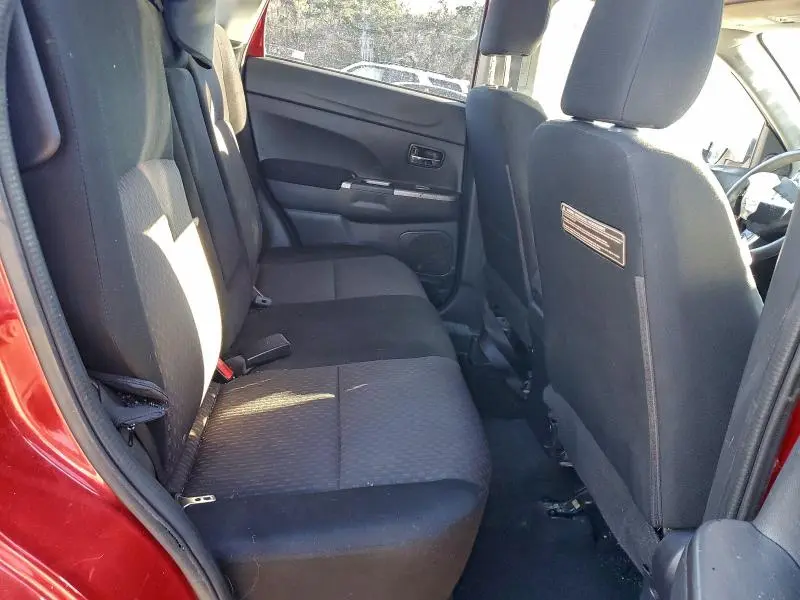 2018 MITSUBISHI OUTLANDER SPORT ES  