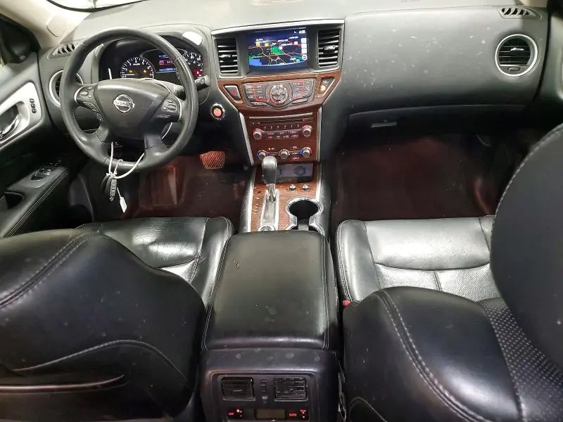 2017 NISSAN PATHFINDER PLATINUM  