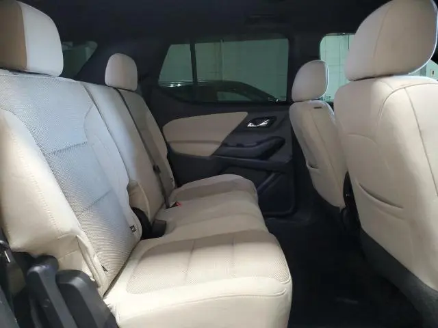 2022 CHEVROLET TRAVERSE LS  