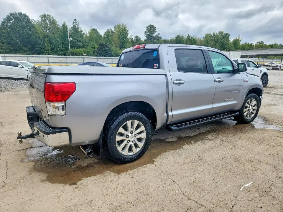 2010 TOYOTA TUNDRA CREWMAX LIMITED  