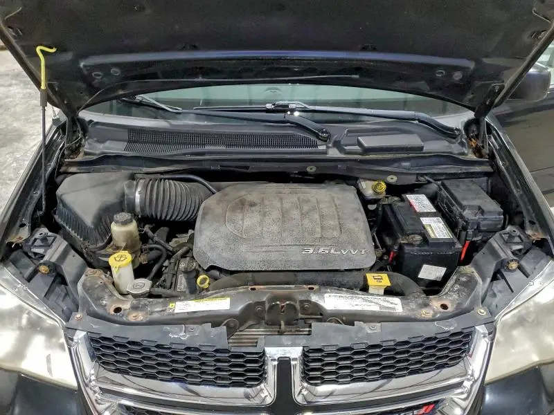 2012 DODGE GRAND CARAVAN SE  