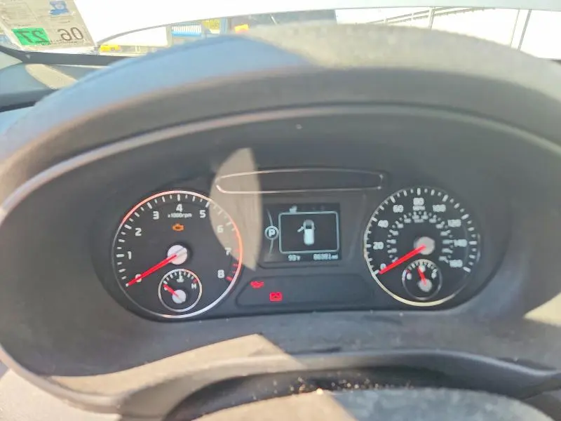 2016 KIA SORENTO LX  