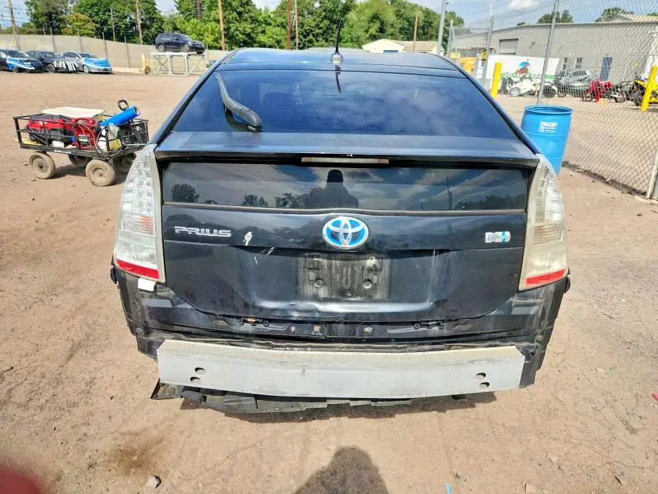 2010 TOYOTA PRIUS II  