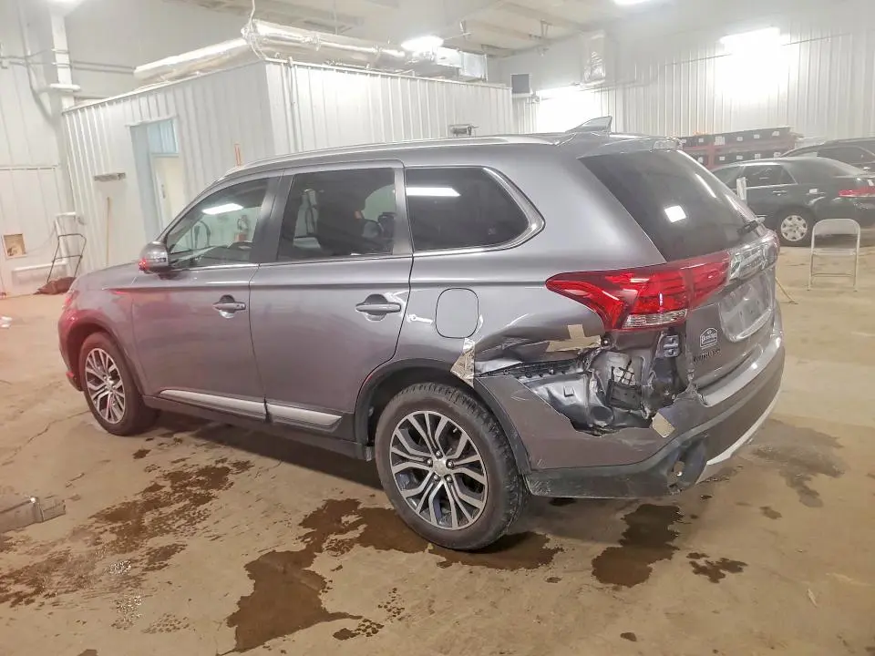 2017 MITSUBISHI OUTLANDER SE  