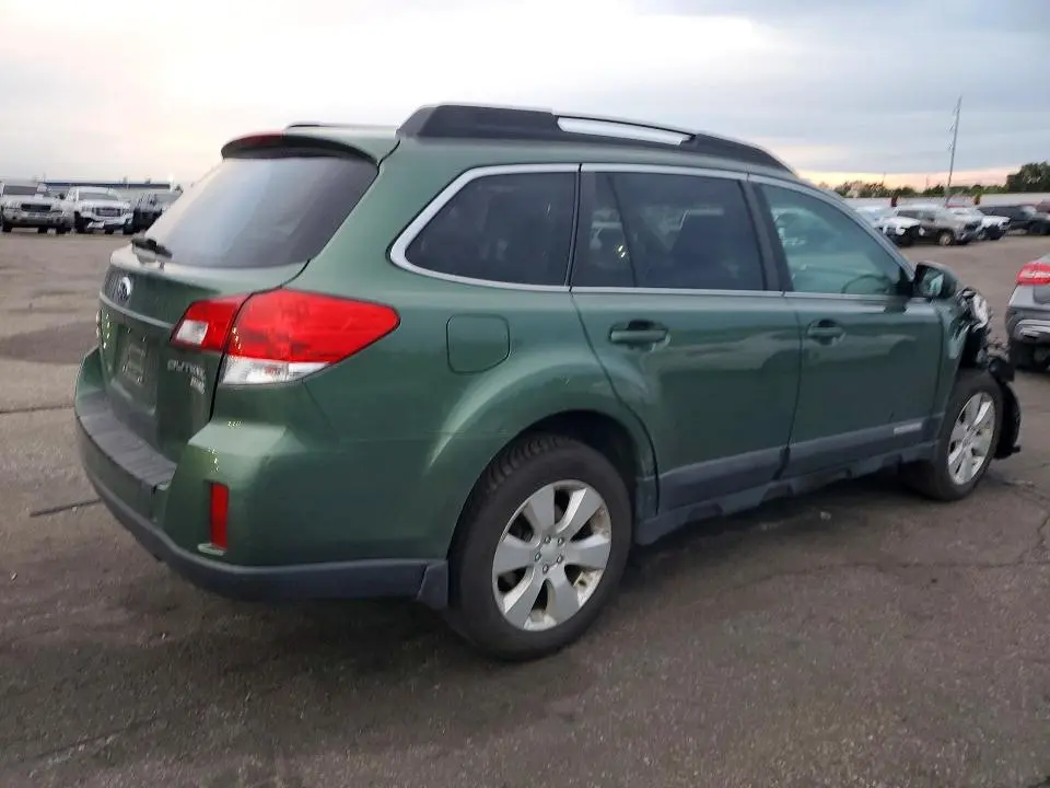 2010 SUBARU OUTBACK 2.5I PREMIUM  
