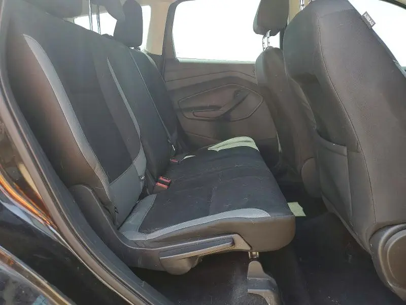 2015 FORD ESCAPE S  