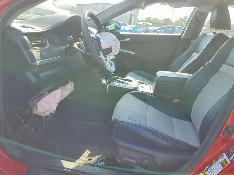 2012 TOYOTA CAMRY SE  