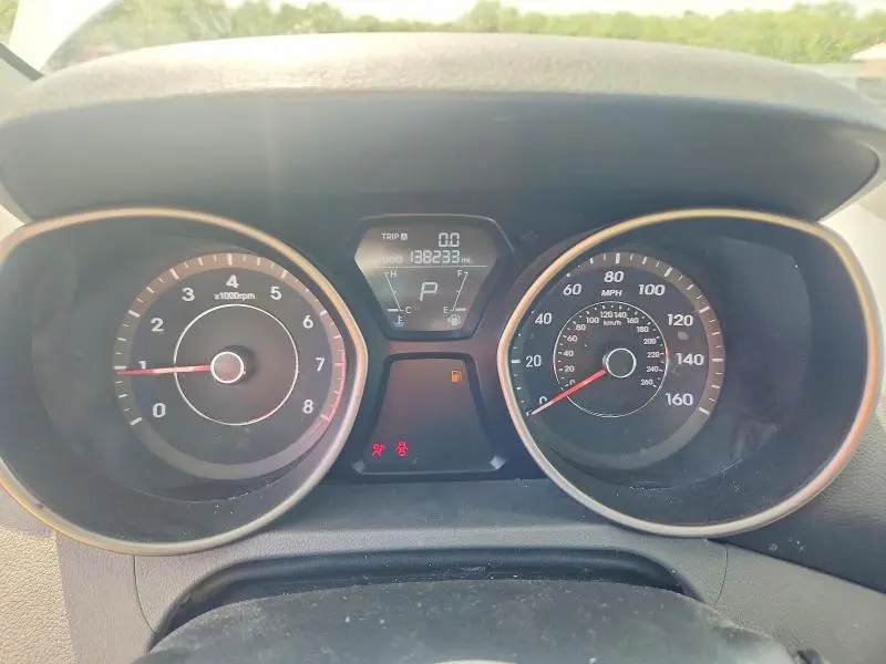2011 HYUNDAI ELANTRA LIMITED  