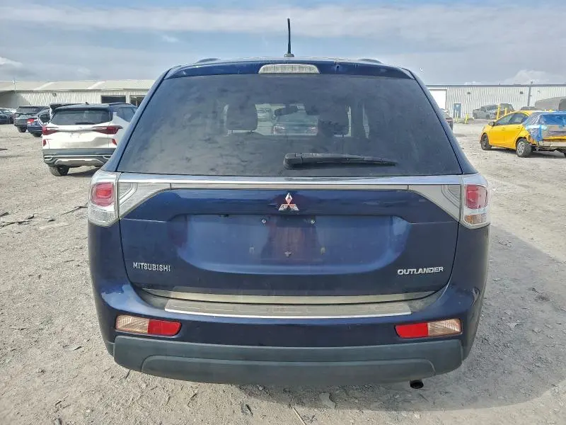 2014 MITSUBISHI OUTLANDER SE  