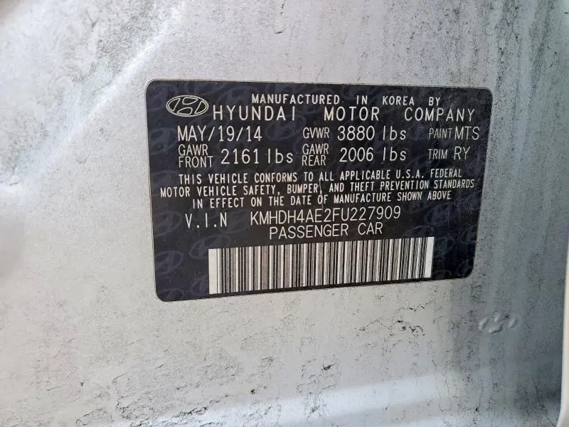 2015 HYUNDAI ELANTRA SE  