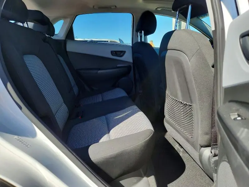 2021 HYUNDAI KONA SEL PLUS  