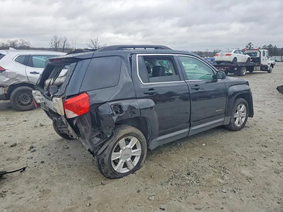 2013 GMC TERRAIN SLE  