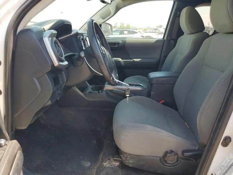 2018 TOYOTA TACOMA SR5 V6  