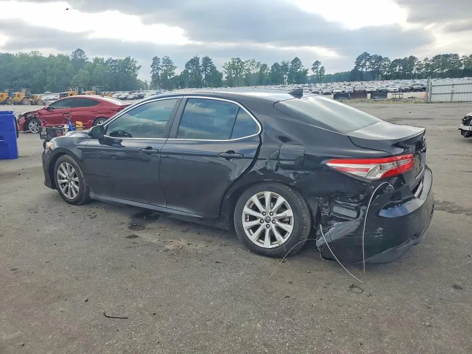 2019 TOYOTA CAMRY LE  