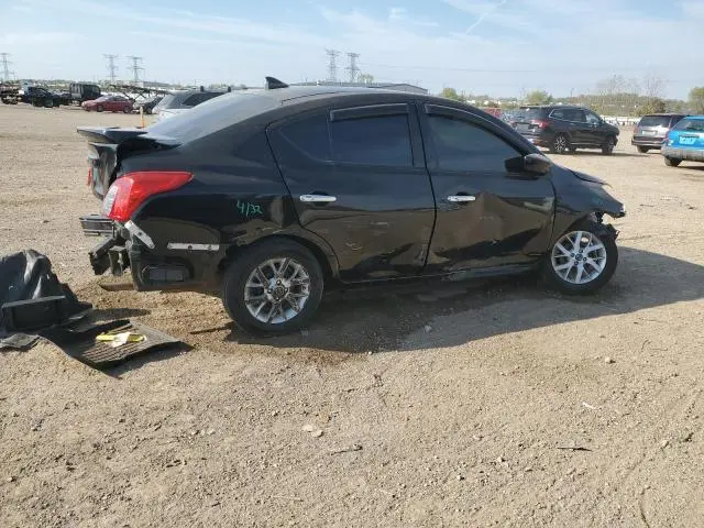 2019 NISSAN VERSA S  