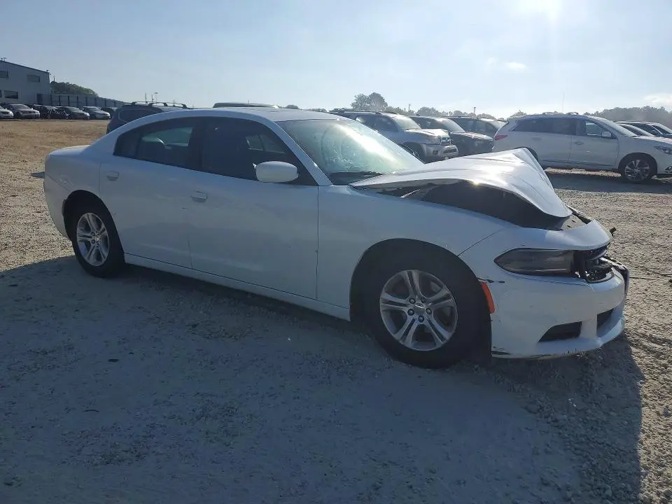 2020 DODGE CHARGER SXT  