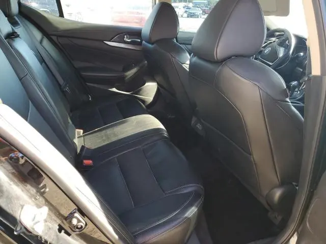 2019 NISSAN MAXIMA S  