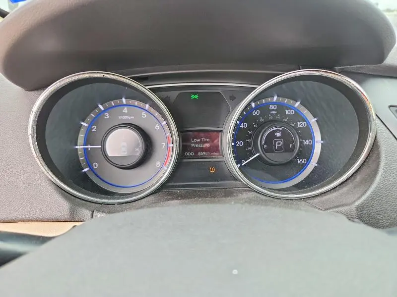2014 HYUNDAI SONATA GLS  