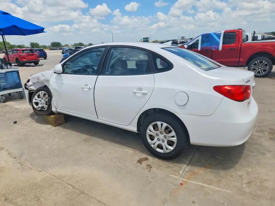 2010 HYUNDAI ELANTRA GLS  