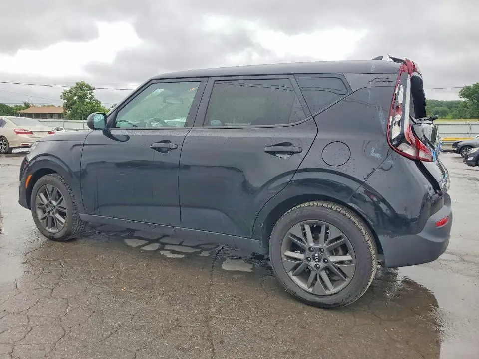 2021 KIA SOUL S  