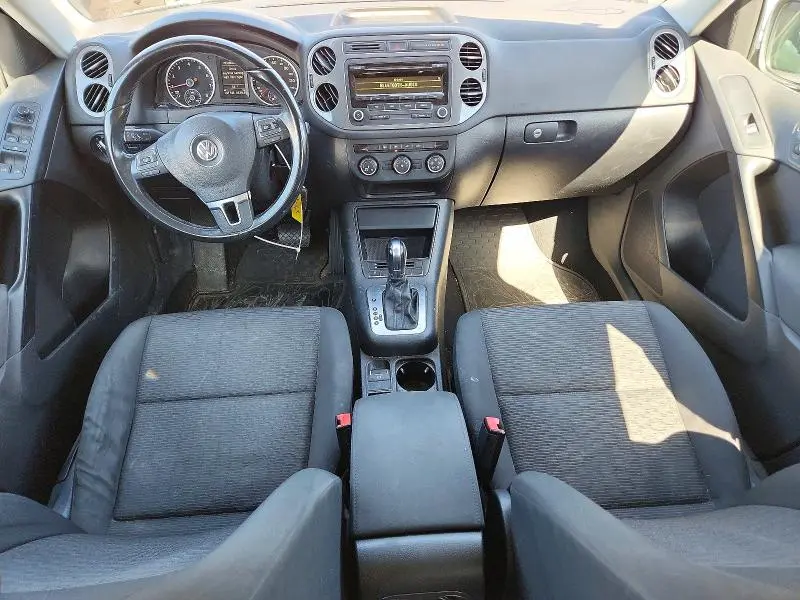 2013 VOLKSWAGEN TIGUAN S  