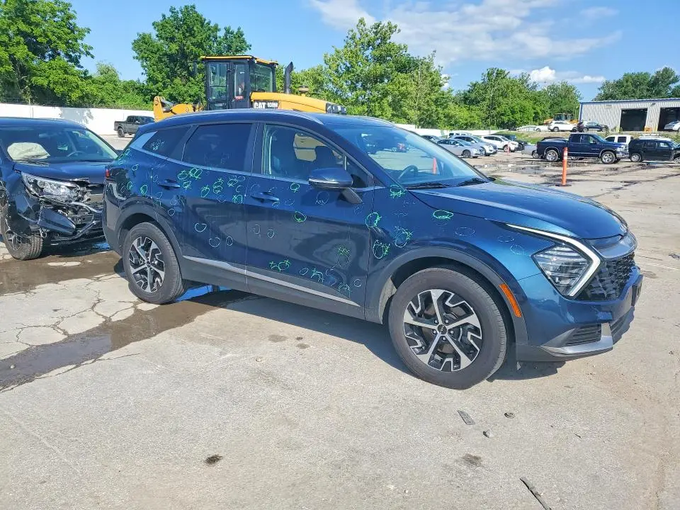 2024 KIA SPORTAGE EX  