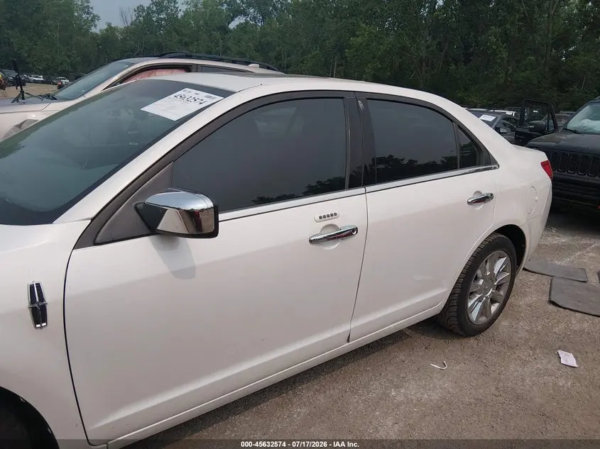 2010 LINCOLN MKZ  