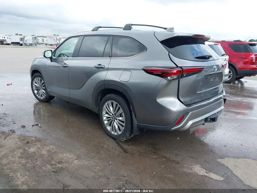 2026 TOYOTA HIGHLANDER HYBRID PLATINUM