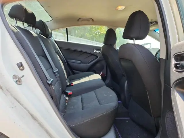 2016 KIA FORTE LX  