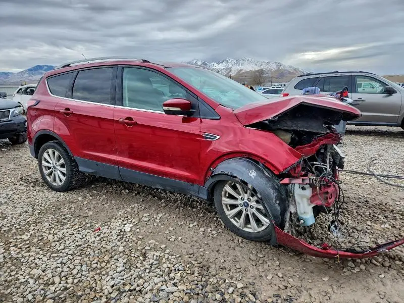 2017 FORD ESCAPE TITANIUM  